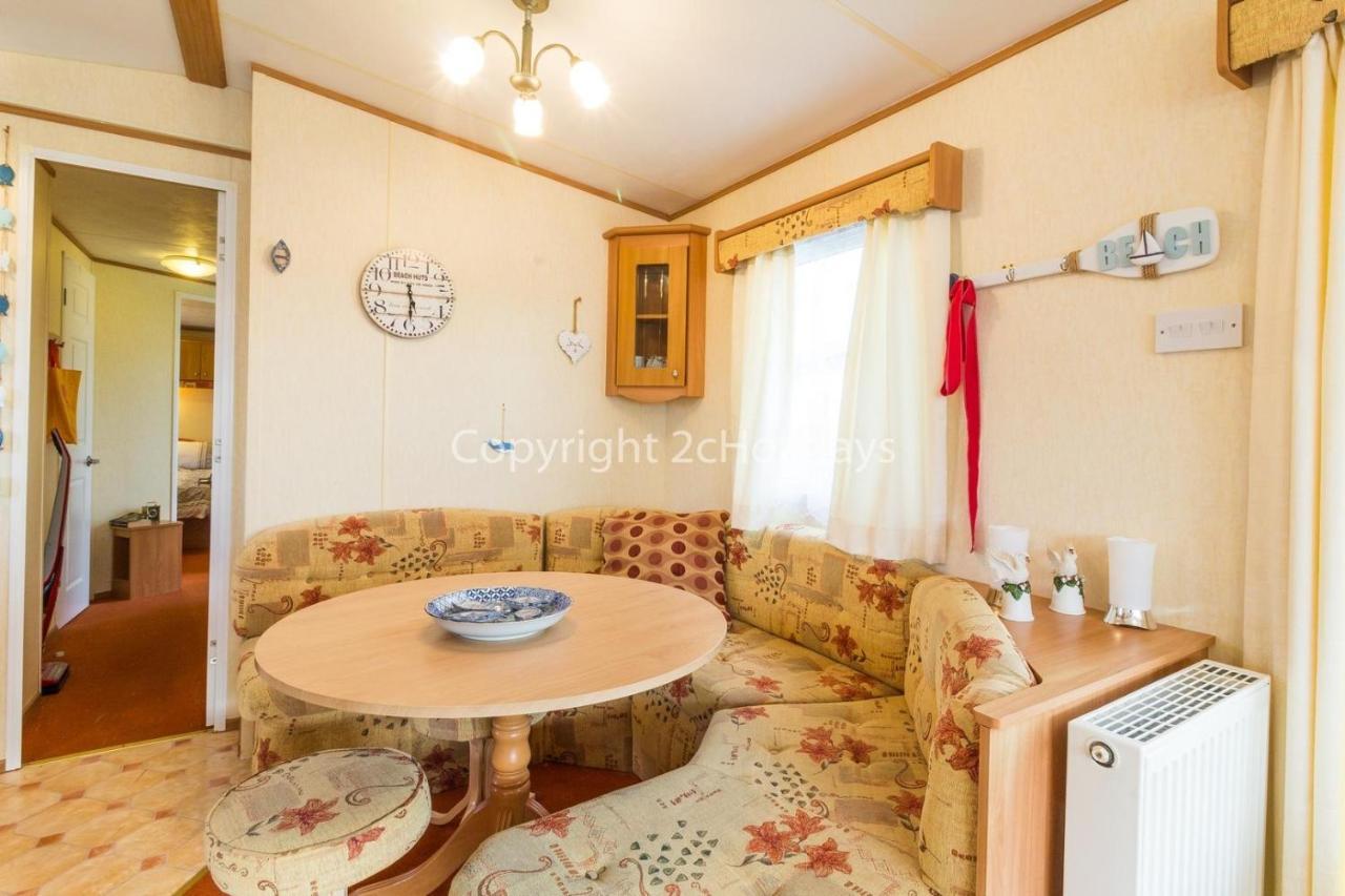 Hotel 8 Berth Caravan For Hire At Heacham Holiday Park In Norfolk Ref 21024F Exterior foto